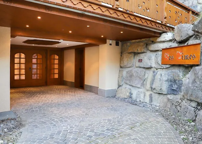 Apartment Les Cimes 8 By Interhome